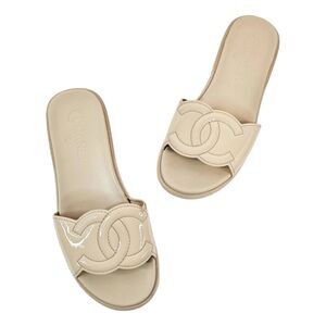 Chanel beige slides